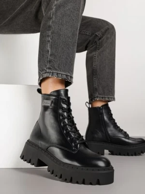 Czarne Botki Workery w Stylu Basic z Aplikacją przy Cholewce Azelda modern world