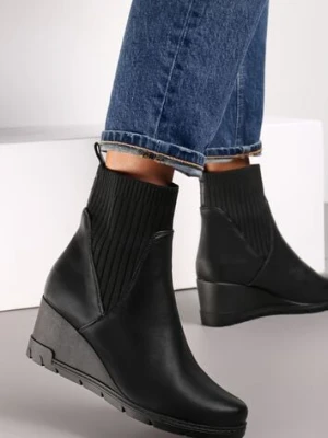 Czarne Botki z Elastyczną Cholewką na Koturnie Touge