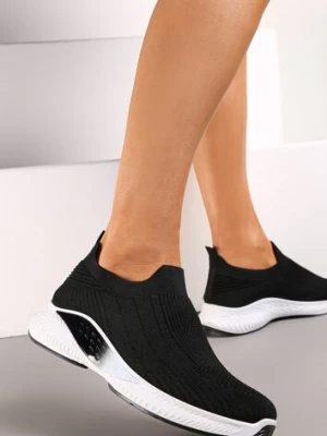 Czarne Buty Sportowe na Tłoczonej Podeszwie z Elastyczną Cholewką Taiden