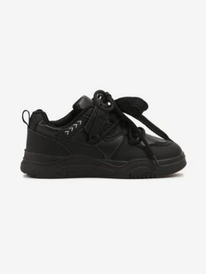 Czarne Buty Sportowe Sneakersy z Perforacją i Geometrycznym Motywem Redavine