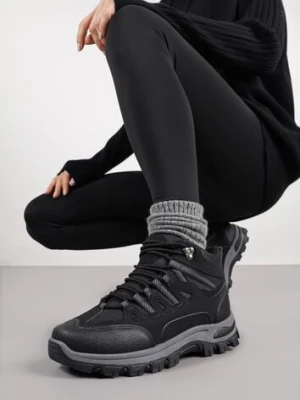 Czarne Buty Trekkingowe Traperki Vices ze Sznurowaną Cholewką Afellie