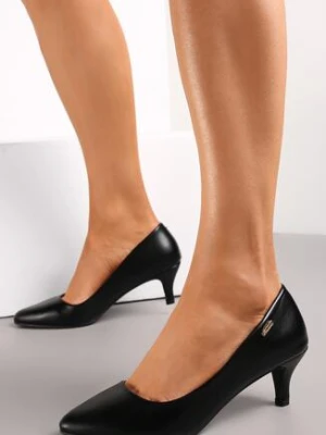 Czarne Czółenka na Niskim Obcasie z Migdałowym Noskiem Lysette