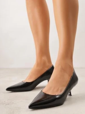 Zdjęcie produktu Czarne Czółenka na Obcasie Typu Kaczuszka Hollybloom