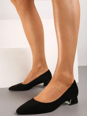 Czarne Czółenka na Słupku Ozdobione Metaliczną Ozdobą Panesha