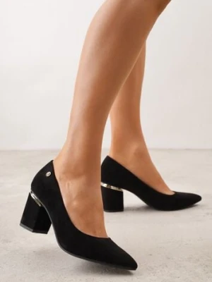 Czarne Czółenka na Słupku z Wkładką ze Skóry Naturalnej i Metaliczną Ozdobą Dynaste