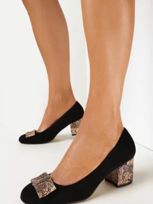 Czarne Czółenka na Zdobionym Słupku z Kokardą Flomes