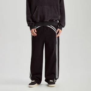 Czarne jeansy baggy fit typu skater House