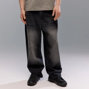 Czarne jeansy baggy loose fit z metalowymi oczkami na tylnych kieszeniach House