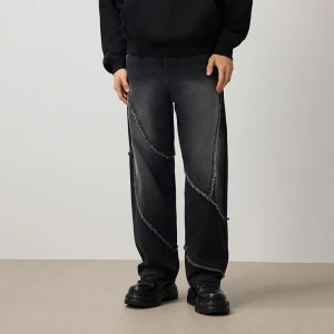 Czarne jeansy baggy z przeszyciami House