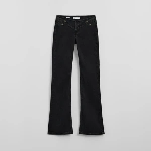 Czarne jeansy bootcut z guzikami w stylu napoleona House