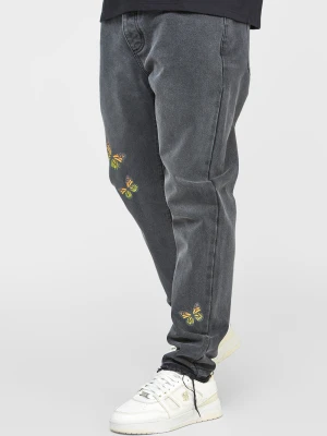 Czarne jeansy męskie z motywem motyla i prostym krojem SikSilk