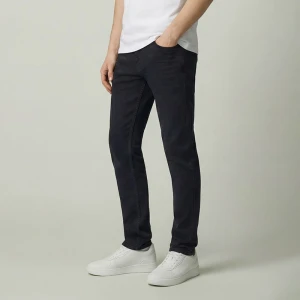 Czarne jeansy slim fit House