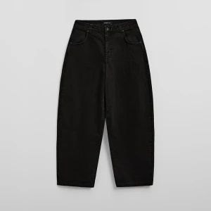 Czarne jeansy super baggy fit House