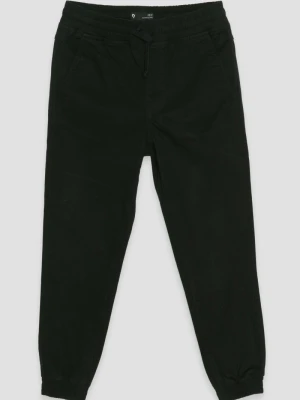 Czarne jeansy typu jogger Reporter