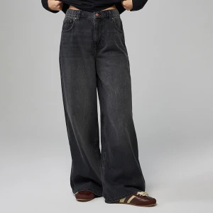 Czarne jeansy wide leg high waist z gumką w pasie House