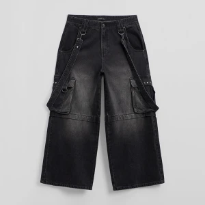 Czarne jeansy wide leg z kieszeniami cargo House