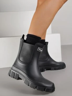 Czarne Kalosze z Elastycznymi Wstawkami w Cholewce i Aplikacją z Napisem Deliavia rarlon