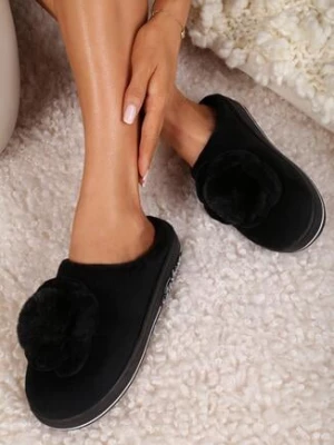 Czarne Kapcie na Platformie z Pomponem Conine