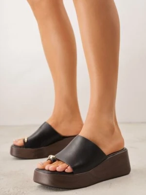 Czarne Klapki Japonki na Koturnie w Stylu Drewniaków Triaqueena