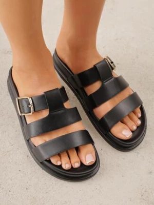 Czarne Klapki na Płaskiej Podeszwie z Paskiem z Klamerką Ylindra mulanka