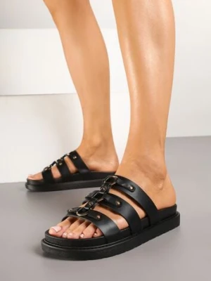 Czarne Klapki Ozdobione Metalicznymi Kołami Fonitia