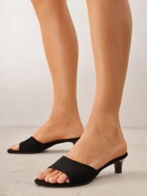 Czarne Klapki VICES na Obcasie Typu Kaczuszka z Imitacji Drewna Sacredgem