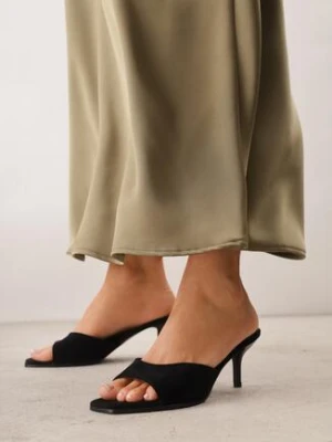 Czarne Klapki z Kwadratowym Noskiem z Imitacji Zamszu na Kaczuszce Plainca sergio todzi