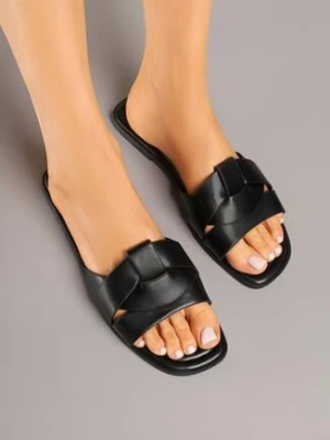 Czarne Klapki z Przeplataną Cholewką i Kwadratowym Noskiem Redirace mulanka