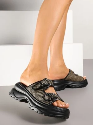 Czarne Klapki ze Sprzączkami i Plecionką na Grubej Podeszwie z Tłoczeniami Nlerra weide
