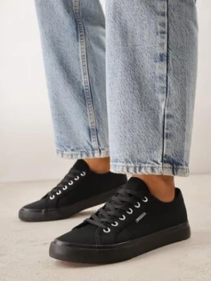 Czarne Klasyczne Trampki w Minimalistycznym Stylu Aroadella badoxx