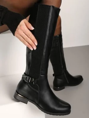 Czarne Kozaki Muszkieterki na Płaskiej Podeszwie Ozdobione Aplikacją Asilena