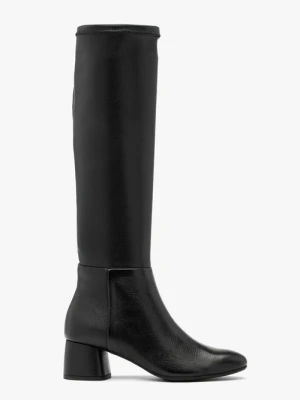 Czarne kozaki z elastyczną cholewką na niskim obcasie Ryłko