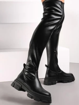 Czarne Kozaki za Kolano w Stylu Workerów z Dopasowaną Cholewką Sendilia