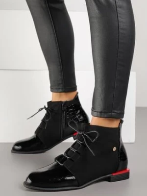 Czarne Lakierowane Botki Vices z Tłoczeniem Ozvila