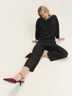 Czarne lekko połyskujące spodnie 7/8 Greenpoint