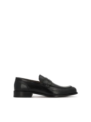 Czarne loafersy z kolekcji Limited Edition Kazar