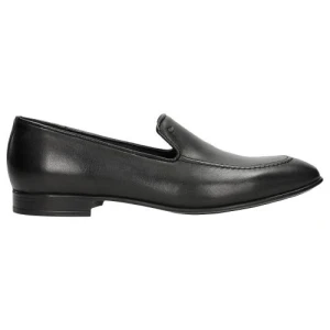 Czarne wsuwane loafersy męskie apron toe 10004-51 Wojas
