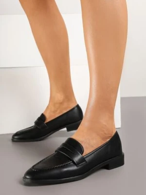 Czarne Mokasyny Caeione vices