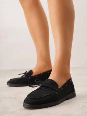 Czarne Mokasyny Ozdobione Wiązaniem Fyrelerris fashion belle