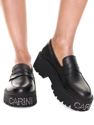 Czarne mokasyny skórzane CARINII B9194-E50-000-000-000