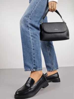 Czarne Mokasyny Vices Ozdobione Przeszyciami Racce