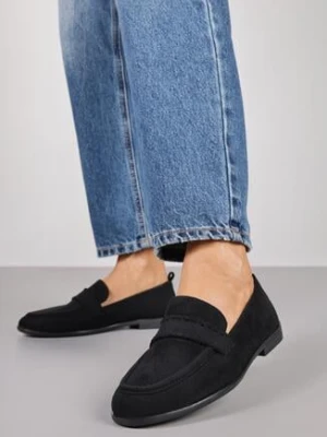 Czarne Mokasyny Vices ze Skórzaną Wkładką i Ozdobnymi Przeszyciami Adestiia