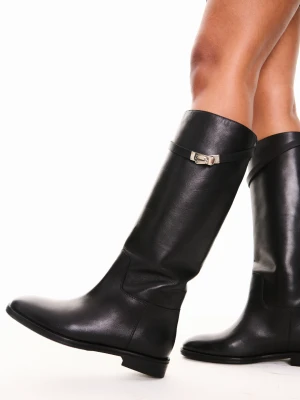 Czarne oficerki skórzane CARINII B10510-E50-000-000-000