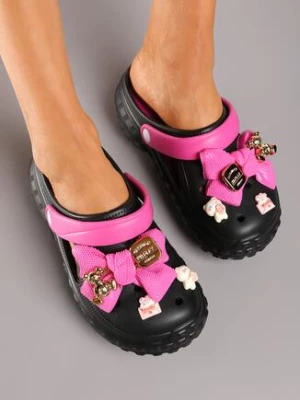 Czarne Piankowe Klapki na Płaskiej Podeszwie z Kokardką i Aplikacjami 3D Militha