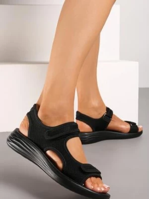 Czarne Płaskie Sandały Sportowe z Perforacją Zapinane na Rzep Tessabelle