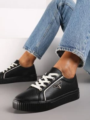 Czarne Płaskie Skórzane Sneakersy z Aplikacją Trójkąta Labriene