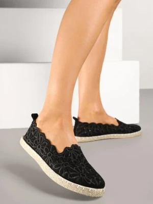 Czarne Plecione Espadryle Vices z Kwiatowym Motywem z Ażurowymi Wycięciami Honavia