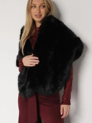 Czarne Ponczo Etola z Futerka w Stylu Szala Cahreva