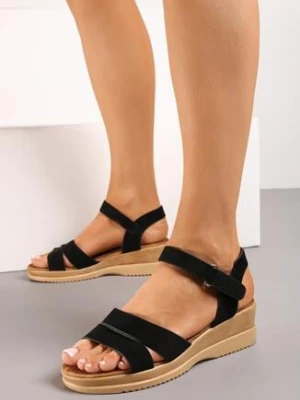 Czarne Sandały na Koturnie z Paskami z Ekozamszu Zapiane na Rzep Zamiesta