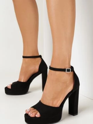 Czarne Sandały na Platformie i Słupku Hyanne